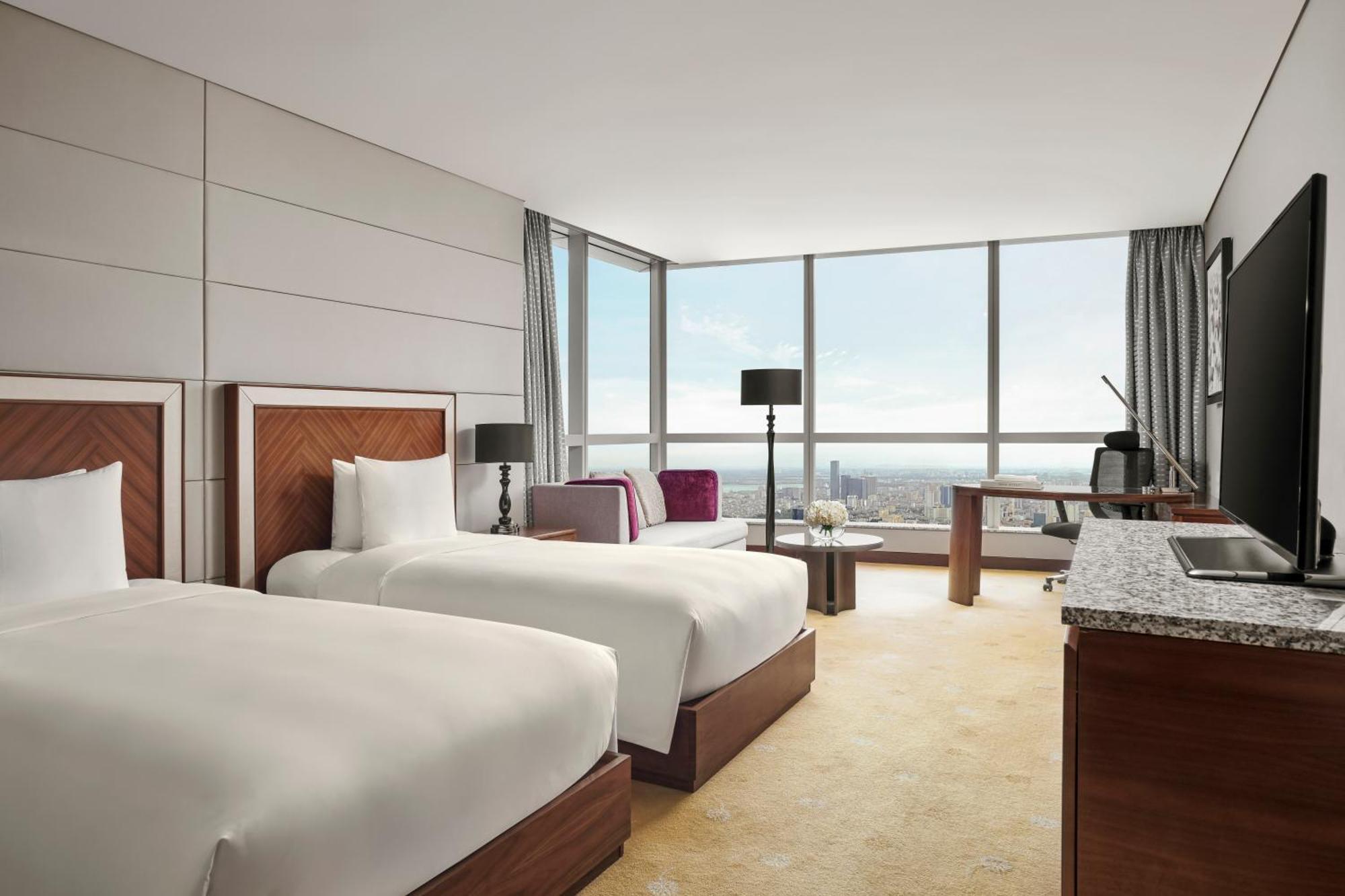 होटल Intercontinental Landmark72 By Ihg